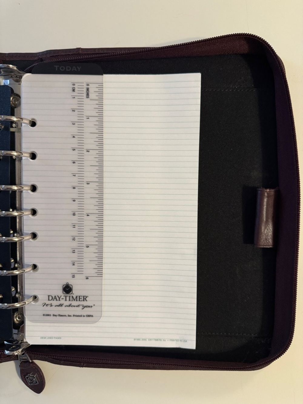 Vintage DayTimer Genuine Leather Planner Organizer Notebook - Picture 4 of 6